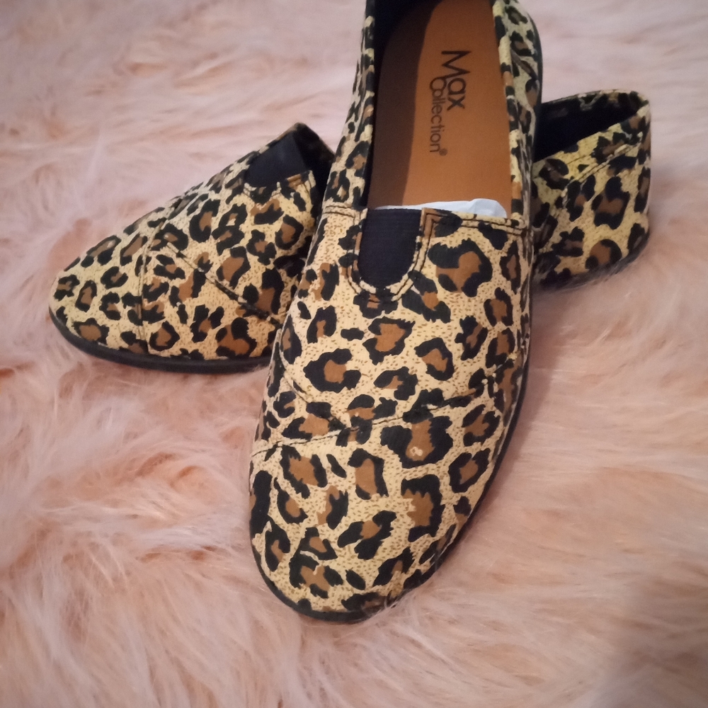 Casual shoes